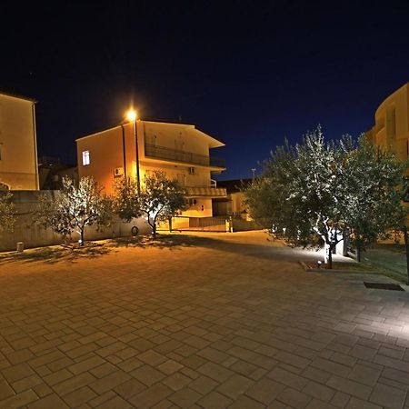 Apartmani Bozena ماكارسكا المظهر الخارجي الصورة