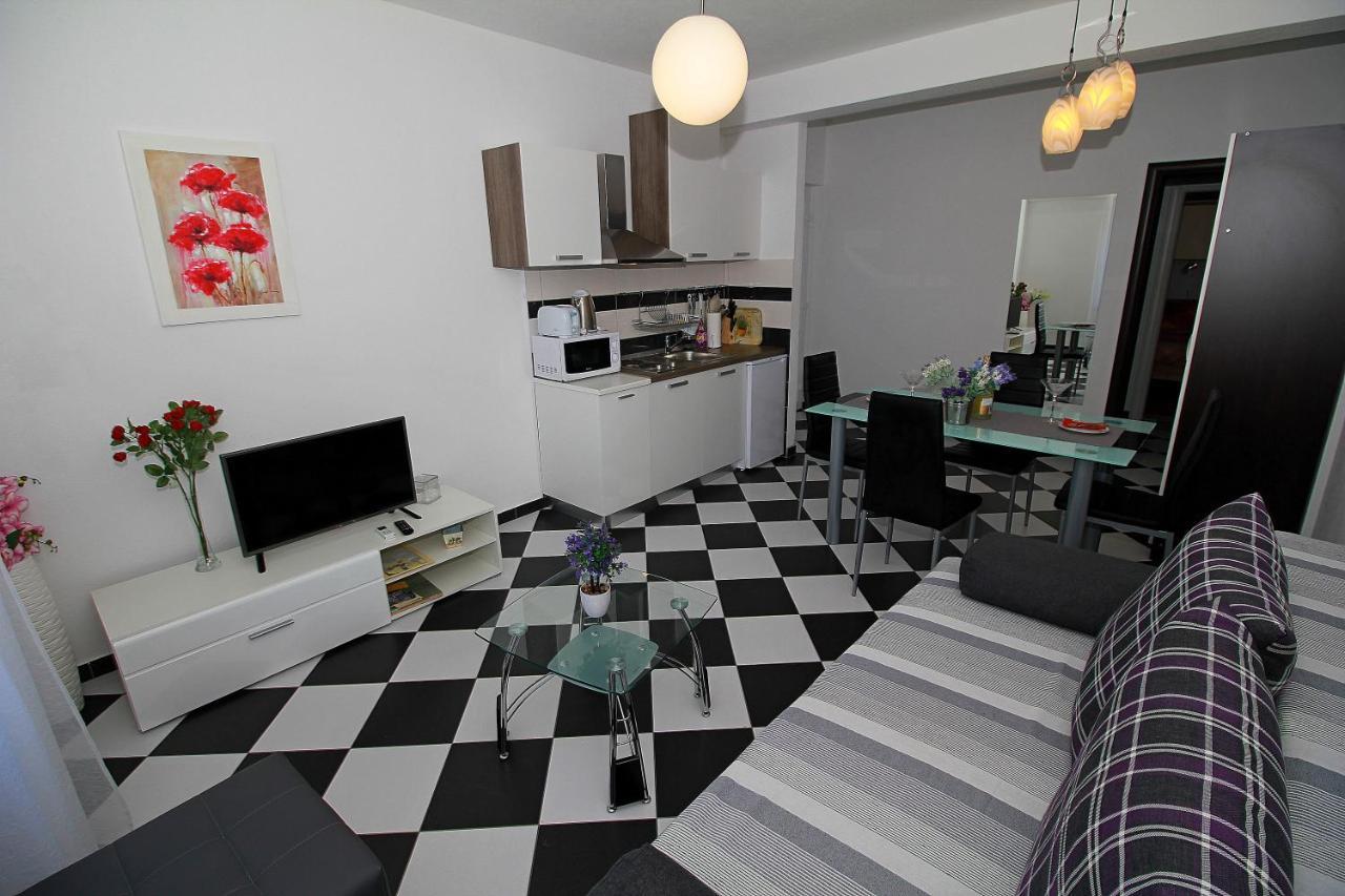 Apartmani Bozena ماكارسكا المظهر الخارجي الصورة